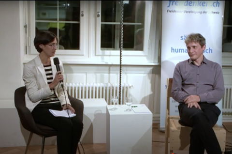 Ursula Kluwick und Andreas Kyriacou am Rushdie-Leseabend